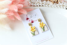 Load image into Gallery viewer, Birth Flower - March