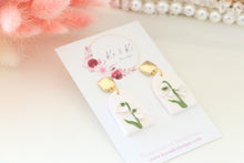 Load image into Gallery viewer, Birth Flower - January