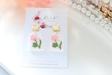 Load image into Gallery viewer, Birth Flower - July