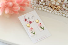 Load image into Gallery viewer, Birth Flower - November