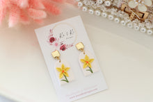 Load image into Gallery viewer, Birth Flower - March