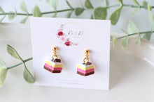 Load image into Gallery viewer, Medium Size Floral Studs
