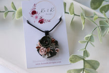Load image into Gallery viewer, Medium Size Floral Studs