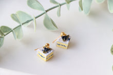 Load image into Gallery viewer, Medium Size Floral Studs