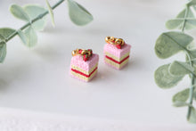 Load image into Gallery viewer, Medium Size Floral Studs