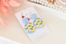 Load image into Gallery viewer, Pineapple Earrings