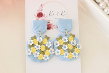 Load image into Gallery viewer, Pineapple Earrings