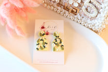 Load image into Gallery viewer, Pear Earrings