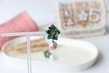 Load image into Gallery viewer, Pearl Drop