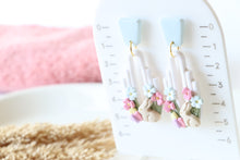 Load image into Gallery viewer, Garden Bunny Hangings