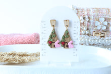 Load image into Gallery viewer, Hobbiton Bunny Earrings