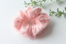Load image into Gallery viewer, Scrunchie Netted Blue