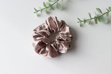 Load image into Gallery viewer, Scrunchie Nudes ( Dark Chocolate)