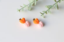 Load image into Gallery viewer, Orange and Light Pink Clips