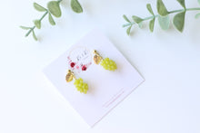 Load image into Gallery viewer, Grape Earrings