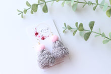 Load image into Gallery viewer, Wollen Cap Earrings