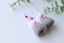 Load image into Gallery viewer, Wollen Cap Earrings