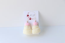 Load image into Gallery viewer, Wollen Cap Earrings