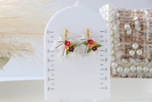 Load image into Gallery viewer, Autumn Leaf ( Off White )