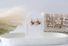 Load image into Gallery viewer, Autumn Leaf ( Off White )