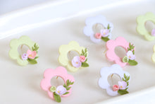 Load image into Gallery viewer, 6 Flower Petal ( Lemon Yellow )