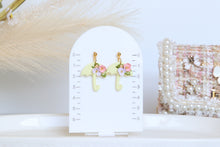 Load image into Gallery viewer, Floral Umbrela earrings