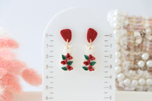 Load image into Gallery viewer, Valentines Day Cat Earrings