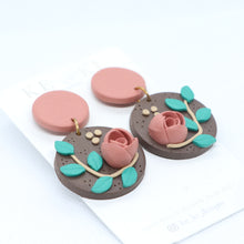 Load image into Gallery viewer, Floral Earrings