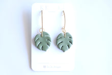 Load image into Gallery viewer, Monstera Earrings