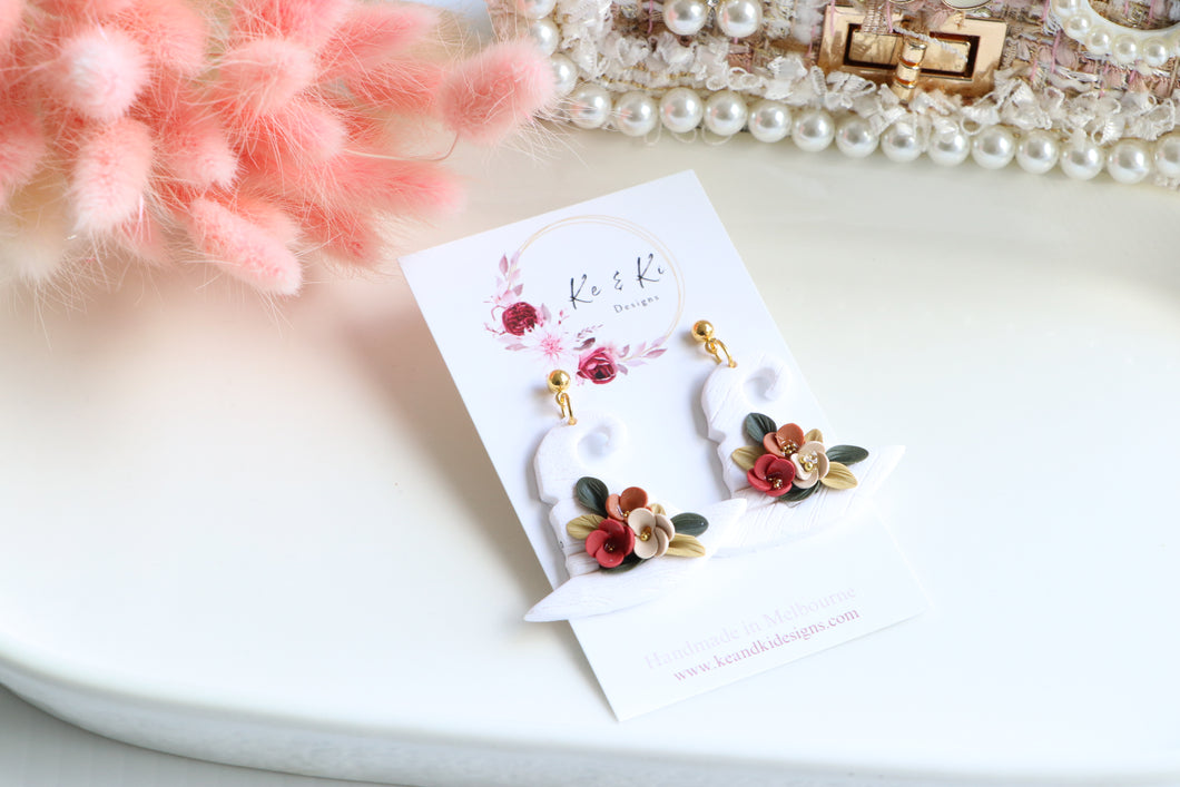 Witch Hat Polymer Clay Earrings – Handmade Halloween Earrings | Spooky Cute Statement Jewelry | KeandKi Designs (White Flower)