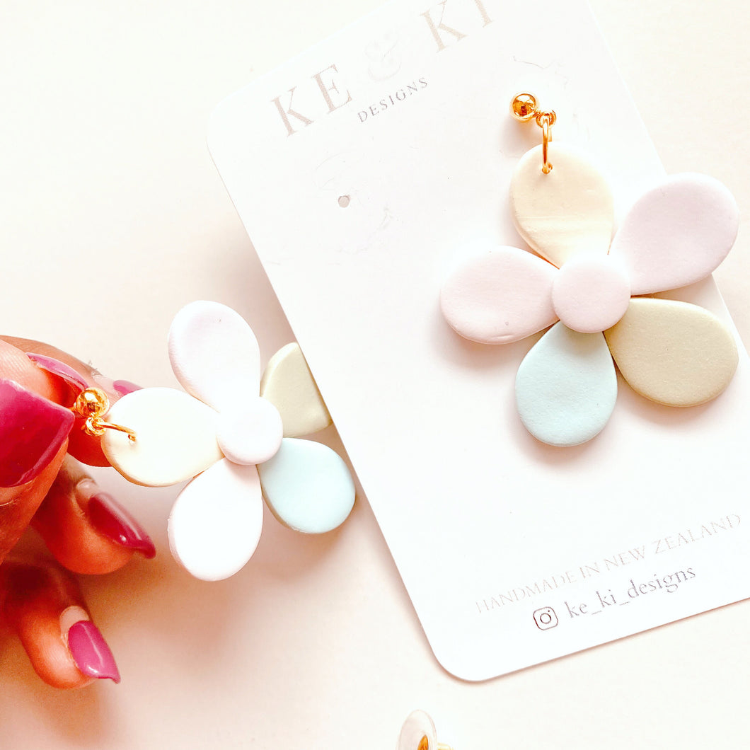 Over The Pastel
